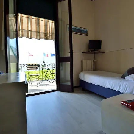 Milano 2* Iseo