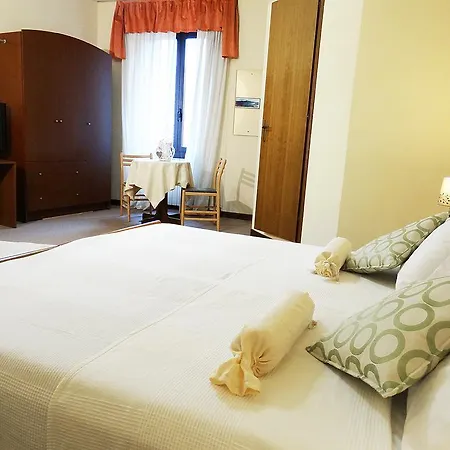 Hotel Milano 2*