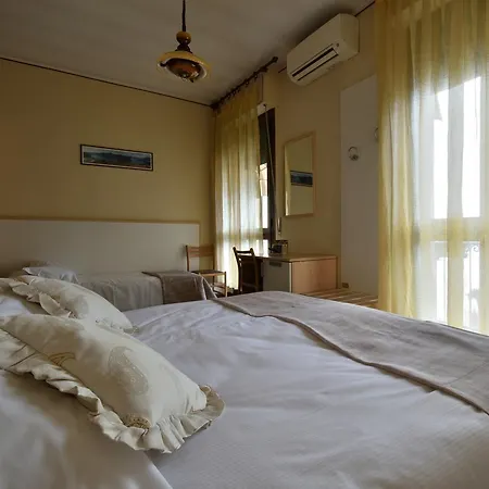 Hotel Milano 2*